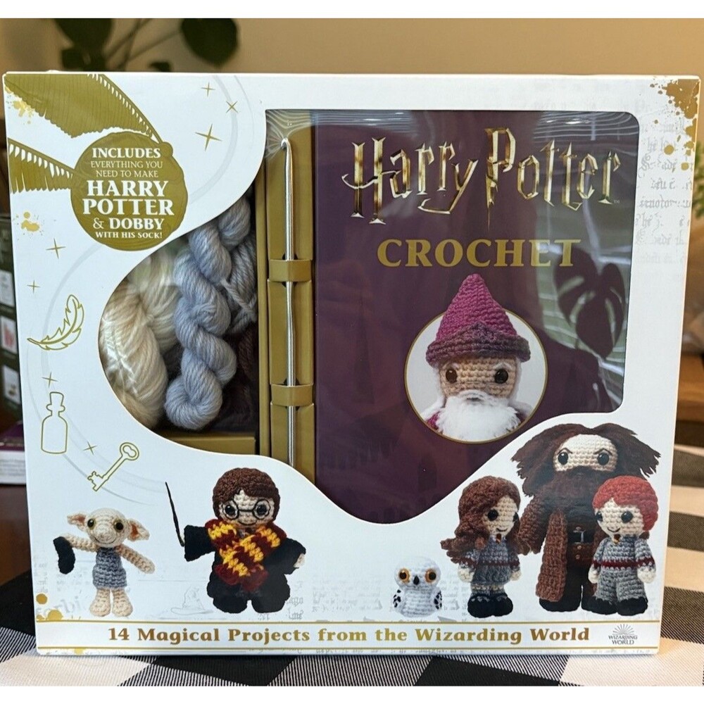 Harry Potter Crochet Kit 14 Magical Projects From The Wizarding World New!